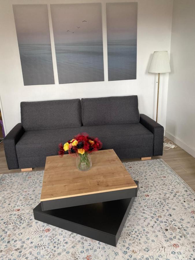 Grand Appartement Courbevoie Paris Exterior foto